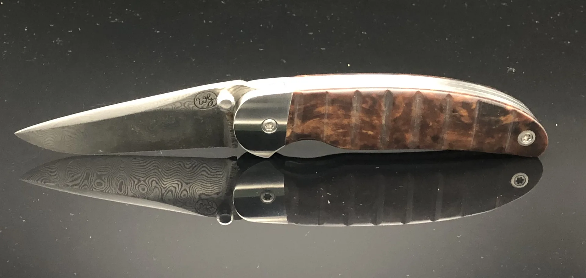 Handgefertigtes Damast-Taschenmesser – VG-Messer