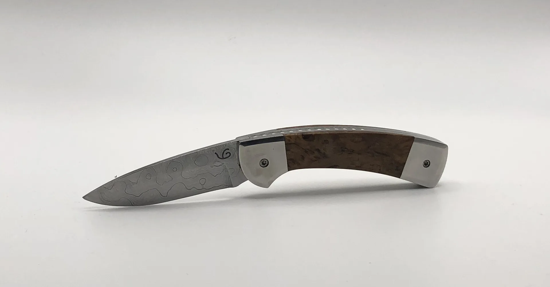 Handgefertigtes Damast-Taschenmesser – VG-Messer