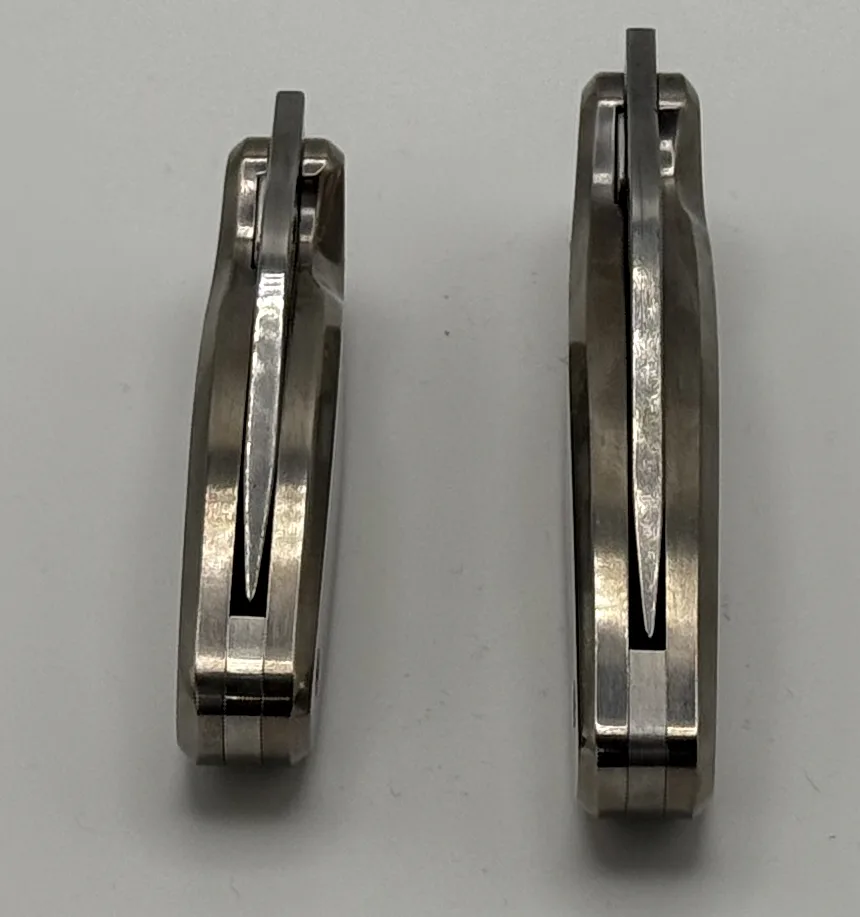 Handgefertigtes Damast-Taschenmesser – VG-Messer