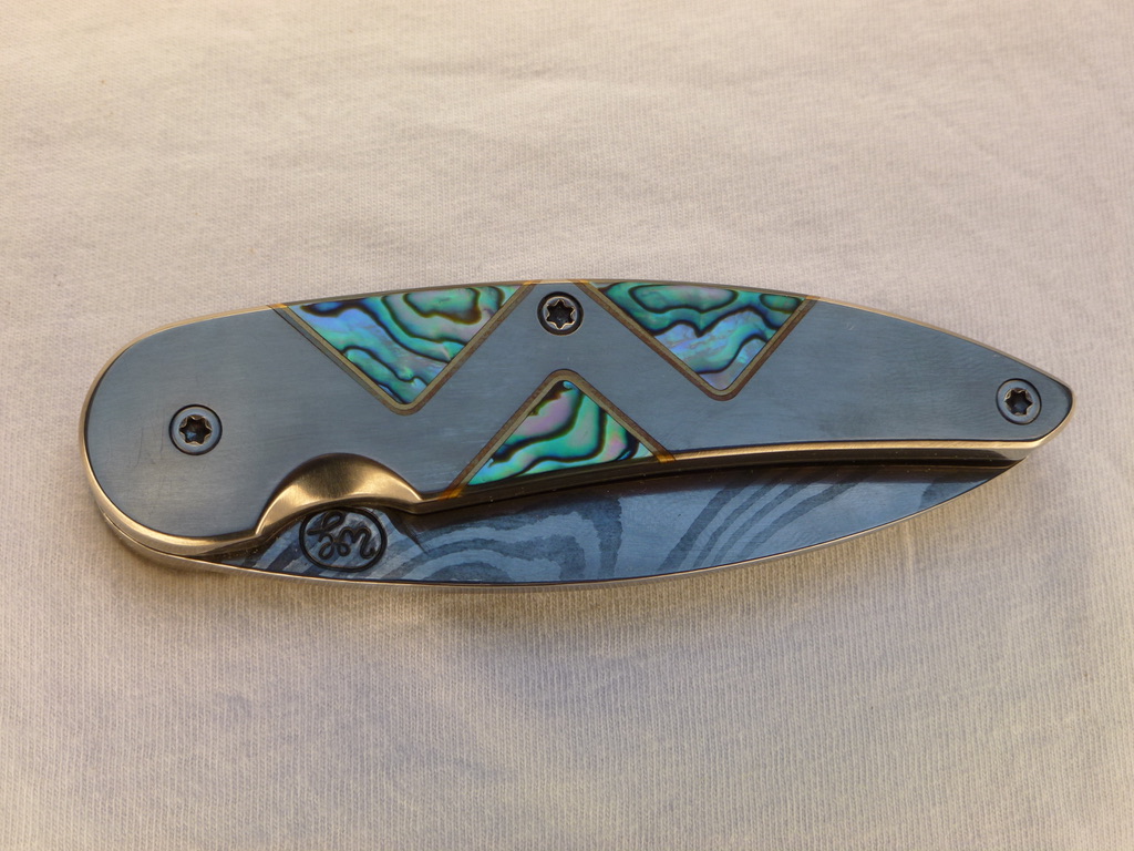 Damast-Taschenmesser – jedes Modell kann erneut gefertigt werden