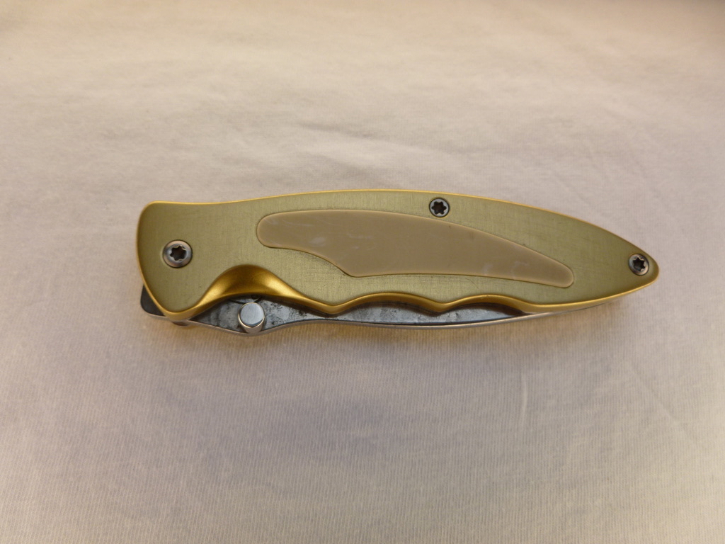 Damast-Taschenmesser Detail – individuelle Fertigung